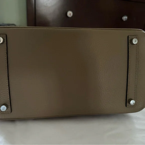 Taupe Leather designer inspired top handle bag size ~25 - Picture 3 of 4